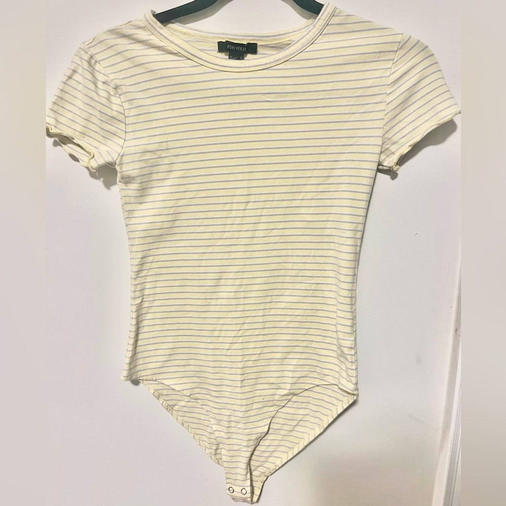 Forever21 bodysuit never worn size small yellow grey stripe